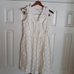 White textured dress sz 10 perfect for picnics
